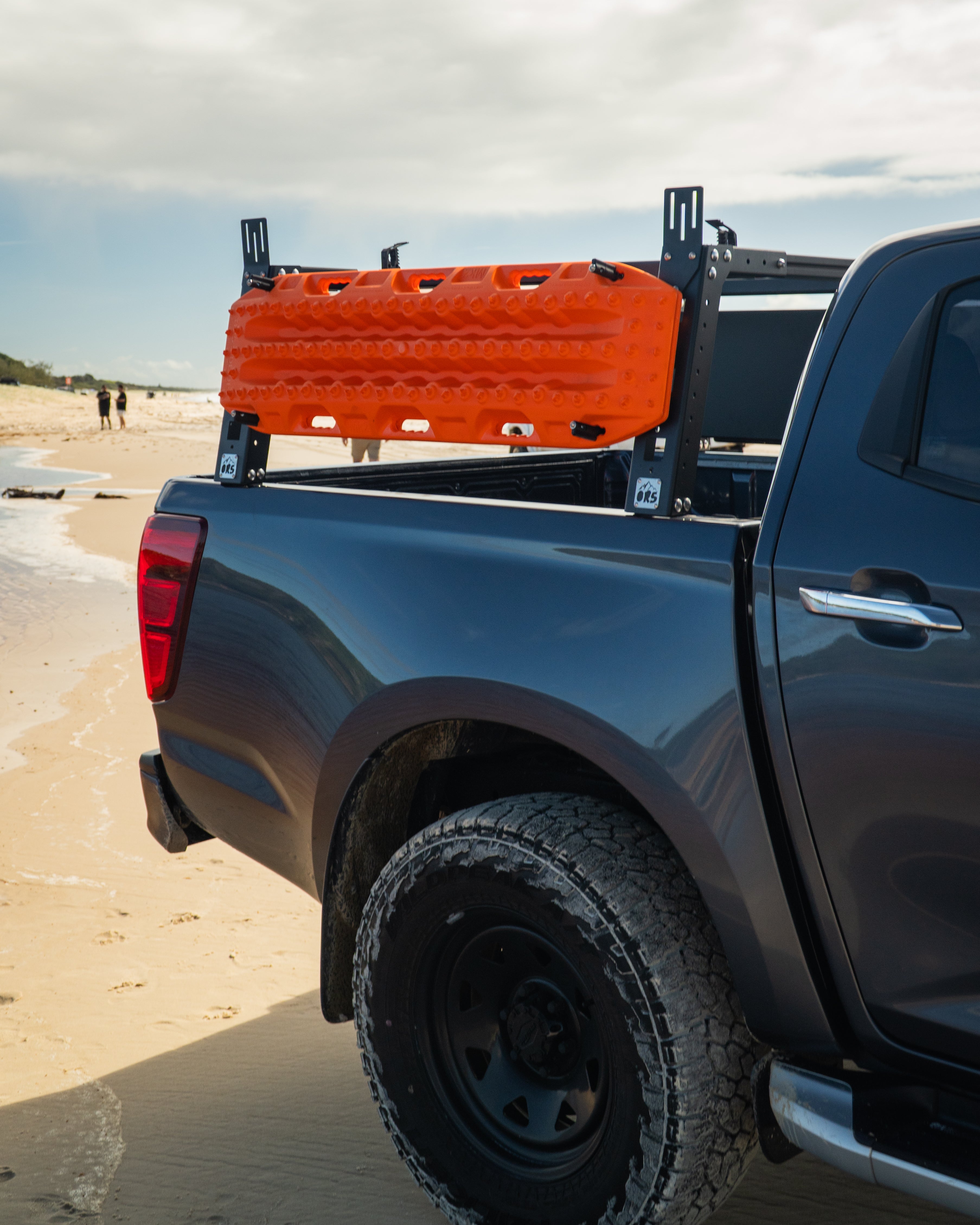 Mid Universal Tub Rack - 400mm or 450mm Tall – Outracked Systems